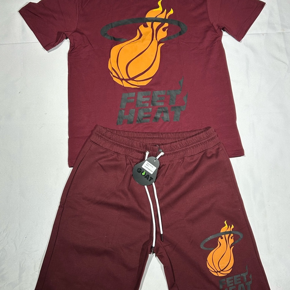 Sole Goat Burgundy “Feet Heat” Tee And Shorts Size L NWT MSRP $100‎
